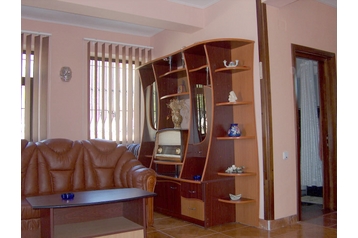 Rumänien Chata Slănic Moldova, Exterieur